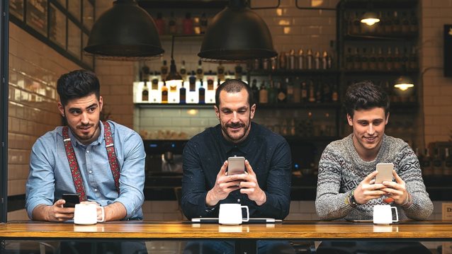 Πρέπει να διαγράψεις όλα τα social media από το κινητό σου: Υπάρχει λόγος σοβαρός!