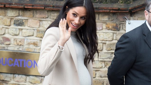 Meghan Markle: Η chic εμφάνισή της στον 7ο μήνα της εγκυμοσύνης της
