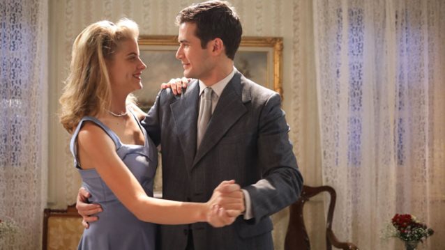 Άγριες Μέλισσες: Νέες εξελίξεις | Ένας χορός της Δρόσως με τον Νικηφόρο ξυπνάει στη μικρή Σταμίρη απαγορευμένα πάθη! Τι θα συμβεί;