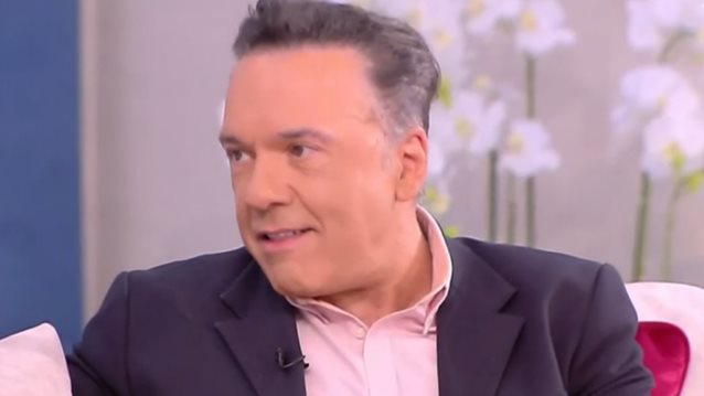 Στο πλευρό της Δέσποινας Βανδή ο Ποσειδώνας Γιαννόπουλος: "Ξέρω πολλούς τραγουδιστές που..."