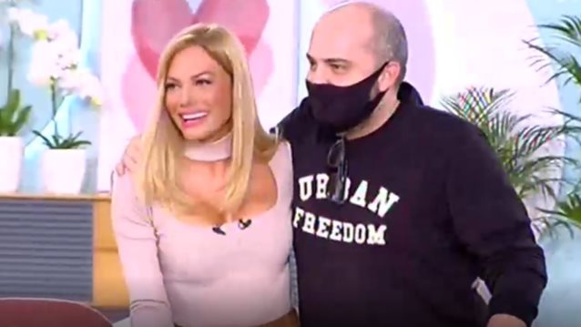 Love It | &quot;Εισέβαλε&quot; στην εκπομπή ο Μάνος Μαγιάτης – Η  έκπληξη της Ιωάννας Μαλέσκου