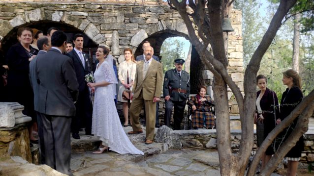 Άγριες Μέλισσες: Αυτό είναι το βασιλικό εκκλησάκι που γυρίστηκαν οι γάμοι Ελένης &amp; Βιολέτας - Πού βρίσκεται;