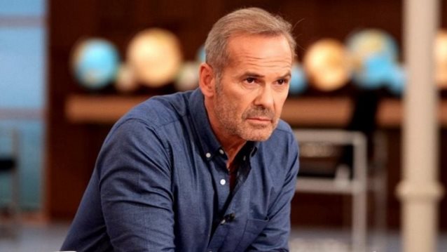 Πέτρος Κωστόπουλος | Η φωτογραφία μέσα από το διαμέρισμά του &amp; η λεπτομέρεια που μας έκανε να ταυτιστούμε μαζί του