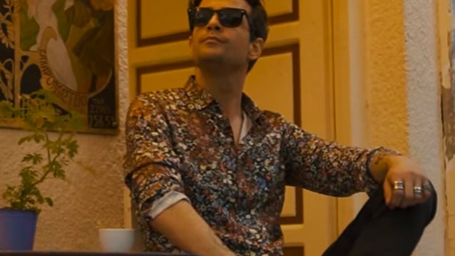 ΝΙΝΟ: Δείτε το νέο video clip για το τραγούδι «Μπαμ»