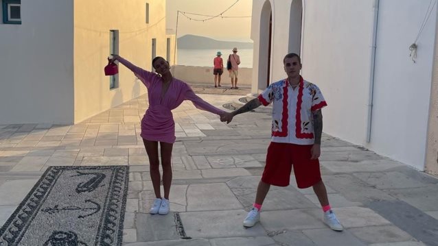 Hailey &amp; Justin Bieber | Δημοσίευσαν κι άλλες φωτoγραφίες από τις διακοπές τους στην Ελλάδα