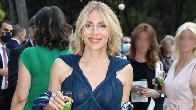 Ποιοι σχεδιαστές υπογράφουν το φόρεμα της Σμαράγδας Καρύδη στο Προεδρικό Μέγαρο