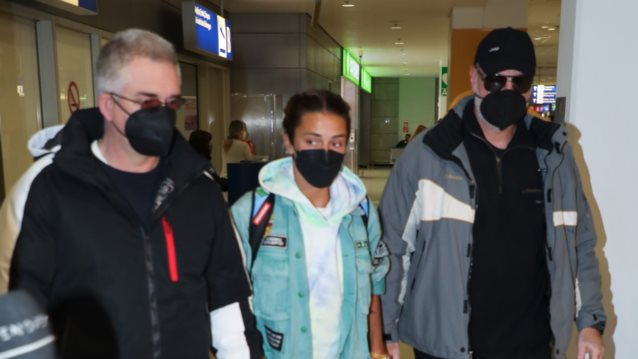 Η Κάτια Ταραμπάνκο επέστρεψε το &quot;Survivor&quot; - Φωτογραφίες από την άφιξή της στην Ελλάδα