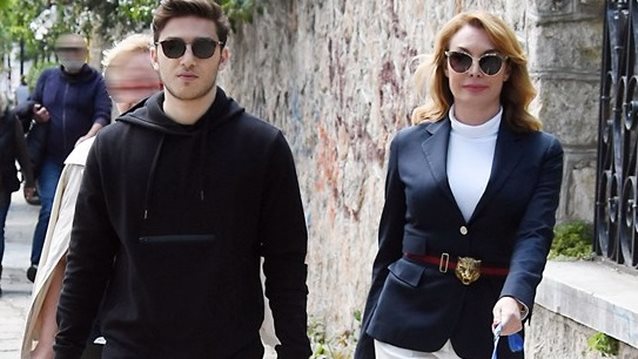 Τατιανα Στεφανιδου: Δειχνει το σπιτι του γιου της στο Λονδινο: «Η αθανατη Ελληνιδα μανα»
