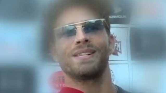 Γιώργος Μανίκας: «Ο Δημήτρης Αλεξάνδρου δεν παντρεύεται με την Μαρία Καλάβρια»