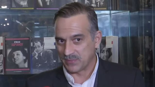 Ο Κρατερός Κατσούλης ρωτήθηκε για την απώλεια της μητέρας της Κατερίνας Καραβάτου &amp; έδωσε την καλύτερη απάντηση