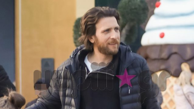 Θανάσης Πάτρας : Η σπάνια δημόσια εμφάνιση με τη σύζυγο και την κόρη τους