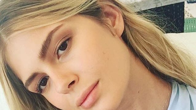 Αμαλία Κωστοπούλου: Με ποιούς βρίσκεται και πώς περνάει τις διακοπές της;