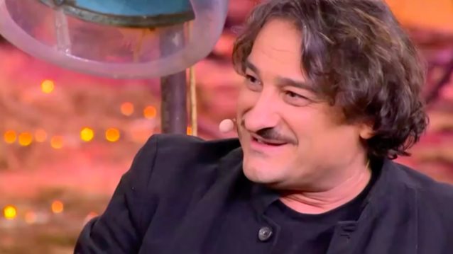 Βασίλης Χαραλαμπόπουλος: Ακούγεται μια φωνή που έλεγε &quot;συγχαρητήρια κύριε Χαραλαμπόπουλε, κάνετε πολύ ωραία τον πού@@η&quot;