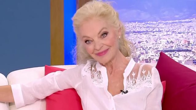 Μαρία Αλιφέρη: Μου έχουν πει &quot;Αν δεν ενδώσεις ερωτικά, κόβεσαι&quot;