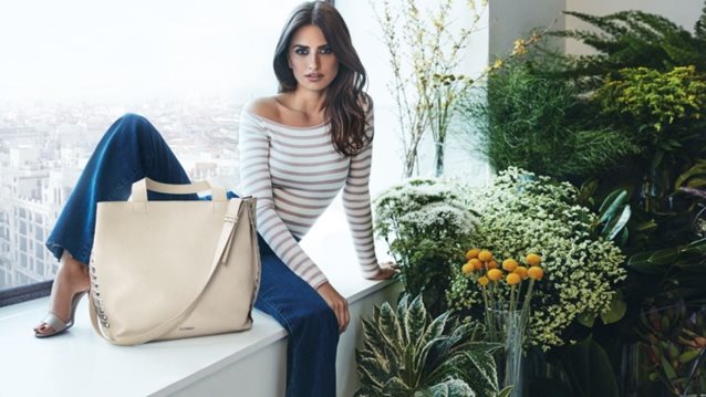 Carpisa: Η τσάντα που θα κρατούν όλες βρίσκεται σ’ αυτή τη συλλογή
