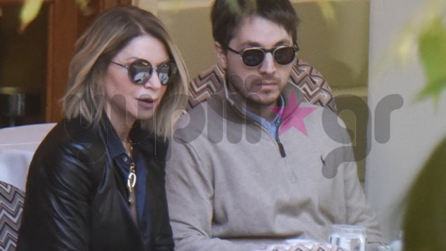 Έλλη Στάη: Η σπάνια κοινή εμφάνιση με τον γιο της | Δείτε φωτογραφίες