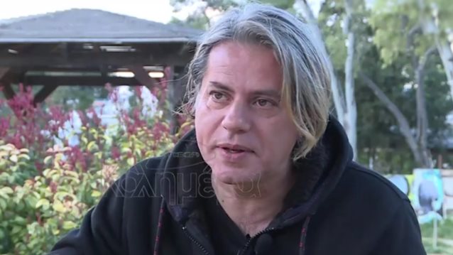 Δημήτρης Κοργιαλάς: &quot;Επί καθημερινής βάσεως έλεγαν ότι είμαι ομοφυλόφιλος επειδή βαφόμουν&quot;