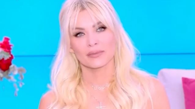 Ξέσπασε σε λυγμούς η Κατερίνα Καινούργιου: &quot;Συνεχίστε οι υπόλοιποι&quot;