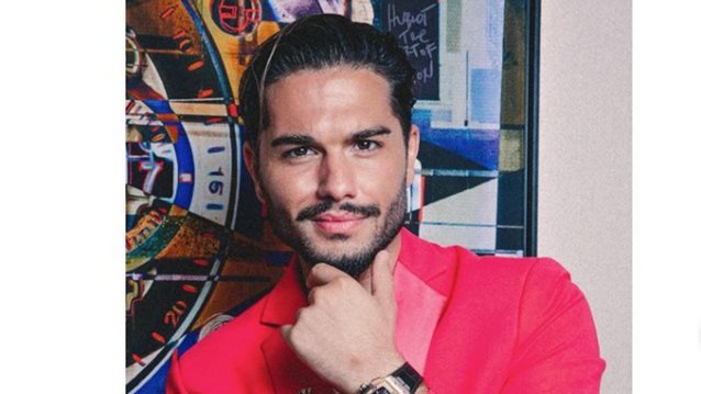 Ο Χρήστος Μάστορας και το ξεχασμένο ... σουτιέν στην πίστα