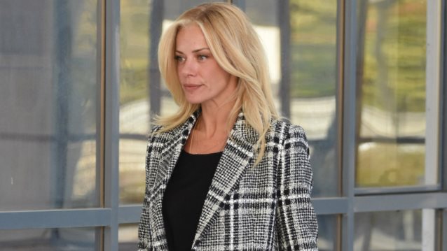 Η Ζέτα Μακρυπούλια με εντυπωσιακό see through φόρεμα από τη Zara