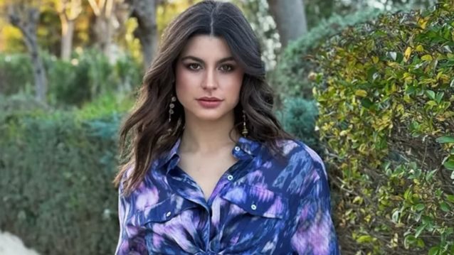 Η Δανάη Παππά στις Κάννες με την τσάντα που βλέπουμε παντού - Κοστίζει κάτω από 30 ευρώ