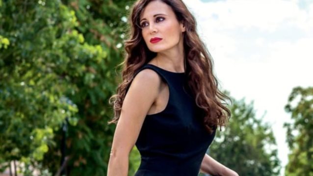 Αγγελική Λάμπρη: «Όταν είδα το μωρό μου σε εξώφυλλο έπαθα σοκ κι εξαφανίστηκα»