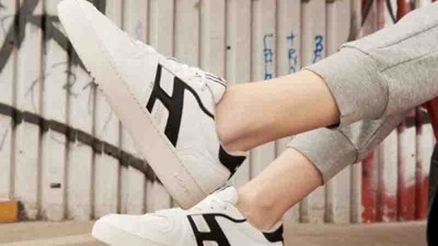 Season's trend | Τα must-have παπούτσια που ταιριάζουν με κάθε στυλ