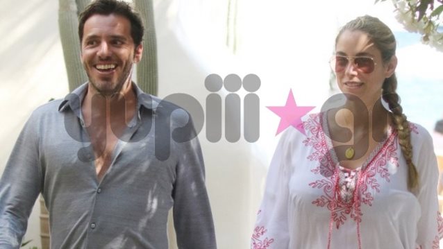 Δούκισσα Νομικού &amp; Δημήτρης Θεοδωρίδης: Μαζί στη Μύκονο! Οι πρώτες φωτογραφίες στην παραλία μετά τη γέννηση του γιου της