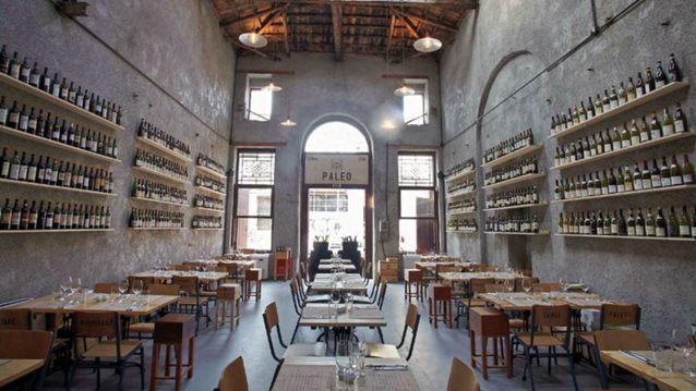 5 εστιατόρια εκτός πιάτσας που αξίζουν τη διαδρομή