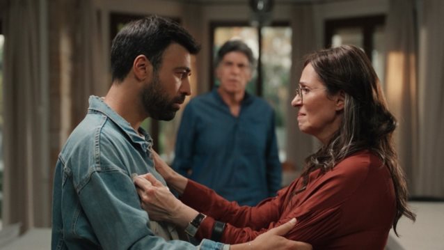 Famagusta | Ο Μάικλ έρχεται αντιμέτωπος με το παρελθόν &amp; οι γονείς Ανδρέα μαθαίνουν την αλήθεια