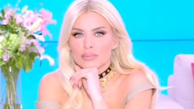 Η όλο νόημα ατάκα της Κατερίνας Καινούργιου για τα χτυπήματα που δέχεται