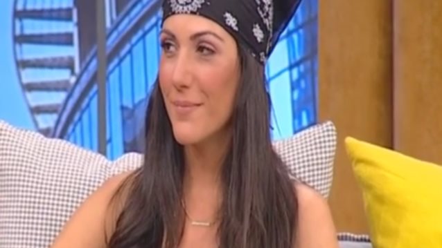 Ανθή Βούλγαρη
 
: Η εξομολόγηση για το δύσκολο χειρουργείο στο κεφάλι: «Έζησα το θαύμα»