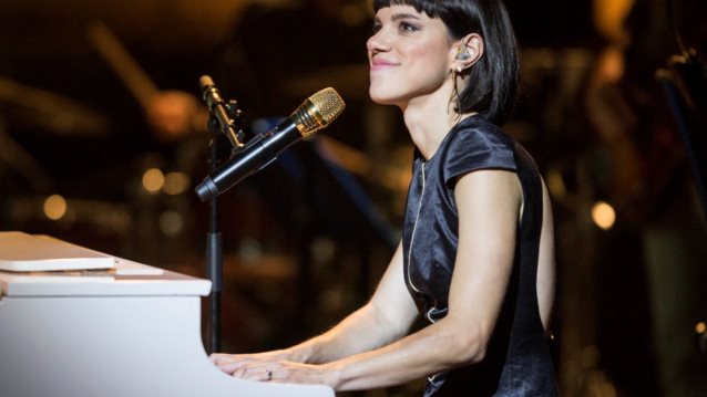 Μόνικα: Με τον σύζυγό της στα παρασκήνια του Ηρωδείου | Όλες οι φωτογραφίες