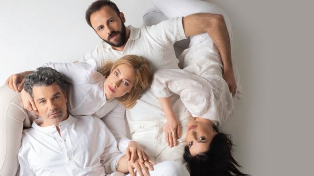 "Το Ψέμα" του Φλοριάν Ζελέρ έρχεται αυτόν τον Ιούνιο στην ταράτσα του Θεάτρου Λαμπέτη σε σκηνοθεσία Μανώλη Δούνια