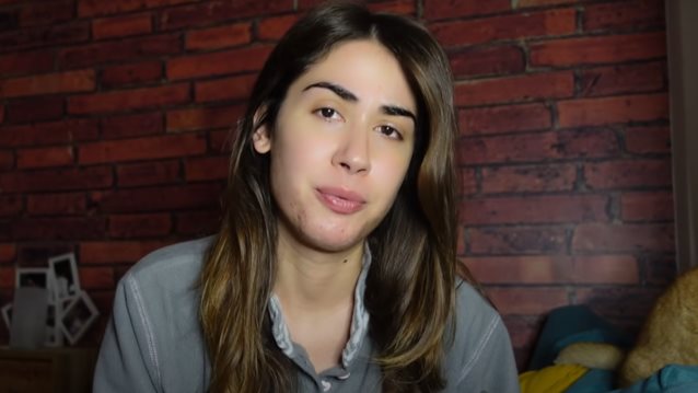 Έλενα Κρεμλίδου: &quot;Όταν με εκβίασαν με φωτογραφία μου στο Διαδίκτυο, σκέφτηκα να αυτοκτονήσω&quot;