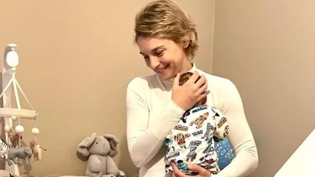 Η Γιούλικα Σκαφιδά στα πρώτα γενέθλια του γιου της: &quot;Ελπίζω να περνάς όμορφα μαζί μας&quot;