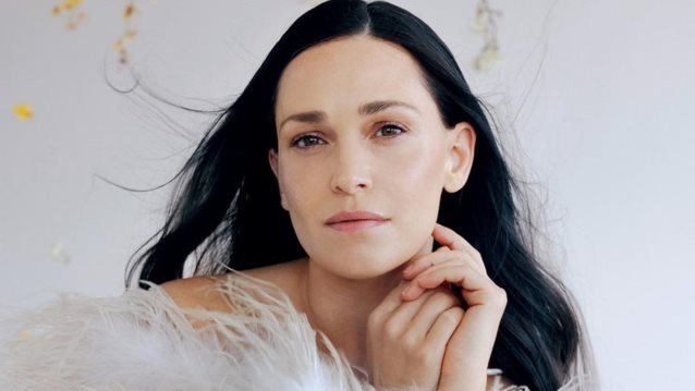 Μαίρη Μηνά:  &quot;Αυτό το σκωτσέζικο ντους το ζω επίπονα, όλο και πιο έντονα στο πετσί μου&quot;