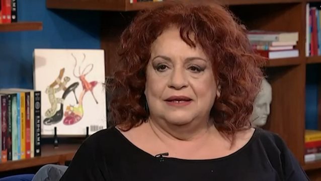 Η Ελένη Κοκκίδου στο τελευταίο γύρισμα της "Μουρμούρας": "Τρελάθηκα - Με πιάνουν κάτι κλάματα..."