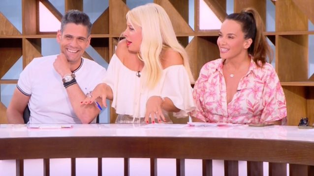 Η αντίδραση της Ελενης Μενεγάκη στην "κόντρα" των συνεργατών της: "Το πιστεύετε ότι το ζούμε αυτό;"