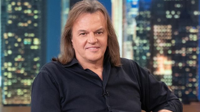 Γιώργος Σαρρής: "Επηρεάστηκα από την επιτυχία, είχε γεννηθεί αυτό το πράγμα μέσα μου, που μου έλεγε, "Κανείς και τίποτα δεν μπορεί να σου απαγορεύσει να κάνεις ό,τι θέλεις""