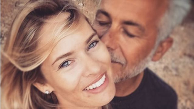 Χάρης Χριστόπουλος &amp; Anita Brand: Παντρεύτηκαν! Η πρώτη φωτογραφία του γάμου τους