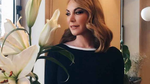 Τατιάνα Στεφανίδου: Η έκπληξη των συνεργατών της για τα γενέθλια της: Φωτογραφία