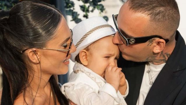 Έλενα Τσαγκρινού &amp; Dj Stephan δημοσίευσαν το επίσημο φωτογραφικό άλμπουμ της βάφτισης του γιου τους