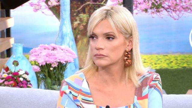 Σάσα Σταμάτη | Λύγισε στον αέρα μιλώντας για τον χαμό του μπαμπά της: &quot;Υπάρχουν εγκληματίες, φονιάδες&quot;