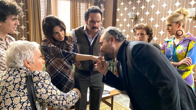 Tα Καλύτερα  μας Χρόνια | Ο Άγγελος ξεκινά απεργία πείνας!