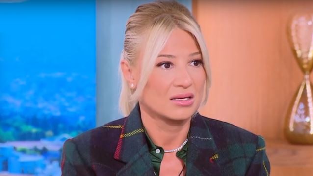 Ξεσπά η Φαίη Σκορδά: &quot;Είναι αισχρό! - Προσπαθώ να βγάλω από το μυαλό μου τις εικόνες&quot;