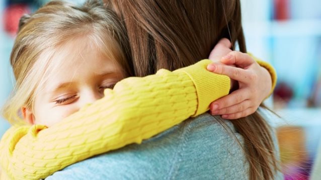 MamaPost by The Mamagers: «Mother Blame: Η ντροπή της ψυχολογίας που κατηγορεί τη μάνα για όλα»
