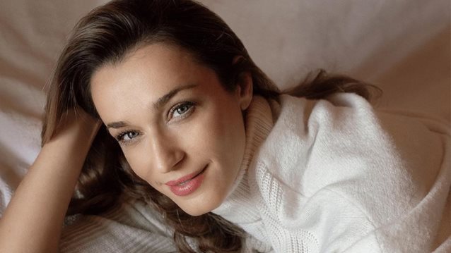 Η Κάτια Ζυγούλη φωτογραφίζεται γυμνή στην μπανιέρα της!