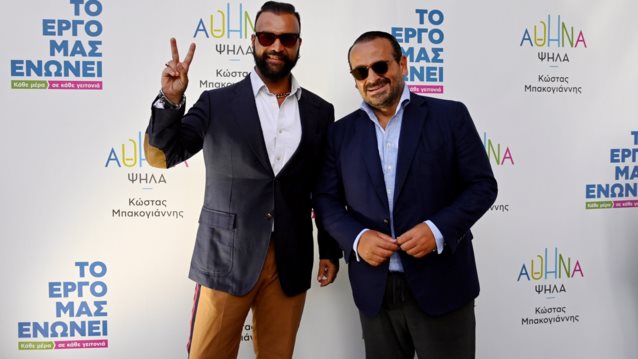 Περικλής Κονδυλάτος: Φωτογραφίζει το ατελιέ του Βασίλη Ζούλια μετά τη φωτιά