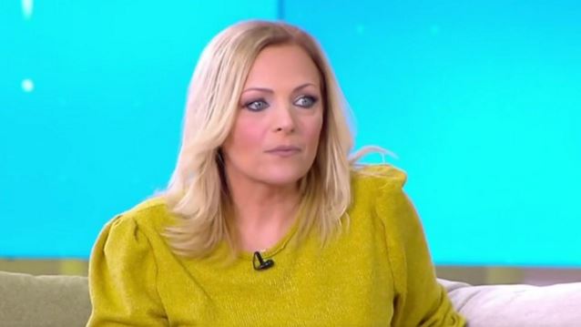 Χριστίνα Λαμπίρη: &quot;Δεν μπορεί η τηλεόραση να είναι γεμάτη δεινόσαυρους. Δεν μπορείς να είσαι εφόρου ζωής μπροστά σε ένα γυαλί&quot;